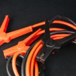 Auto überbrücken & Starthilfe geben