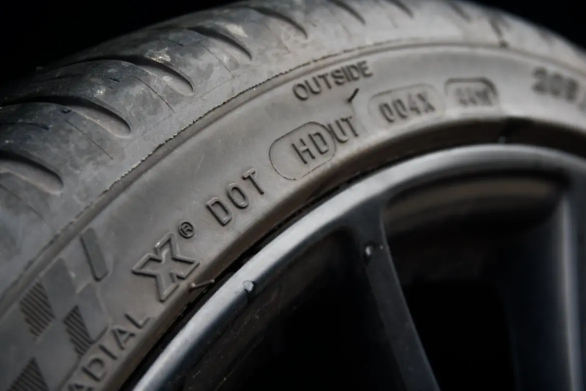 DOT-Nummer bei Reifen