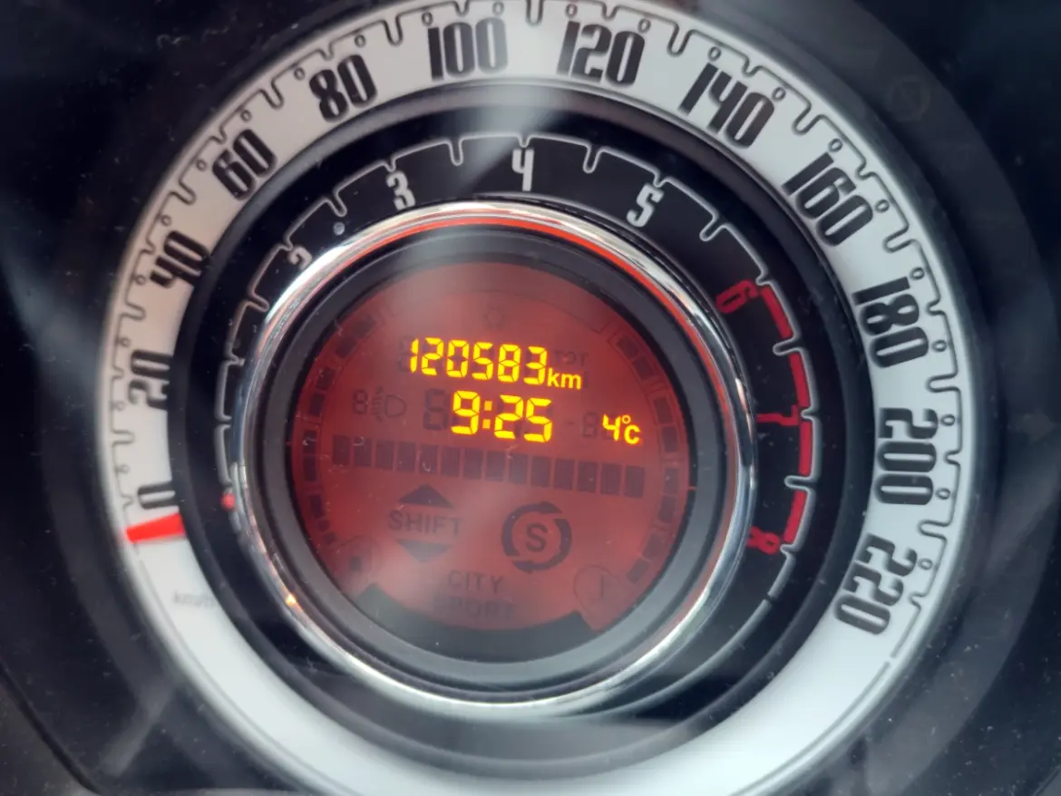 Außentemperaturfühler am Auto defekt? Symptome & Lösungen Außentemperaturfühler am Auto