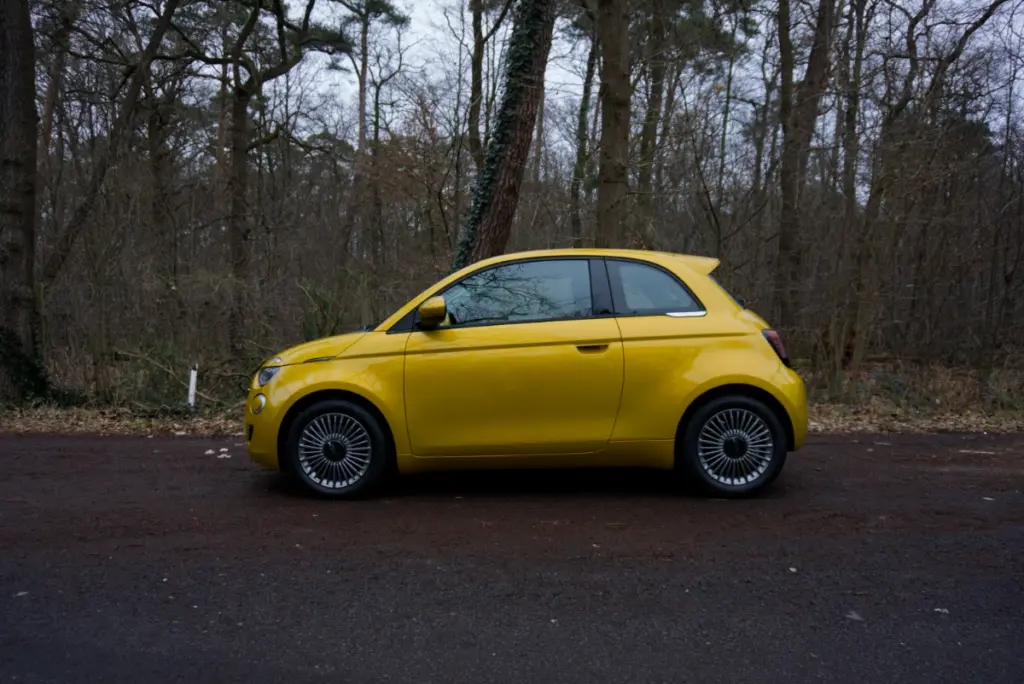 Fiat 500 Hybrid (2025) im Test