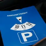 deutsche Parkscheibe in Österreich verboten